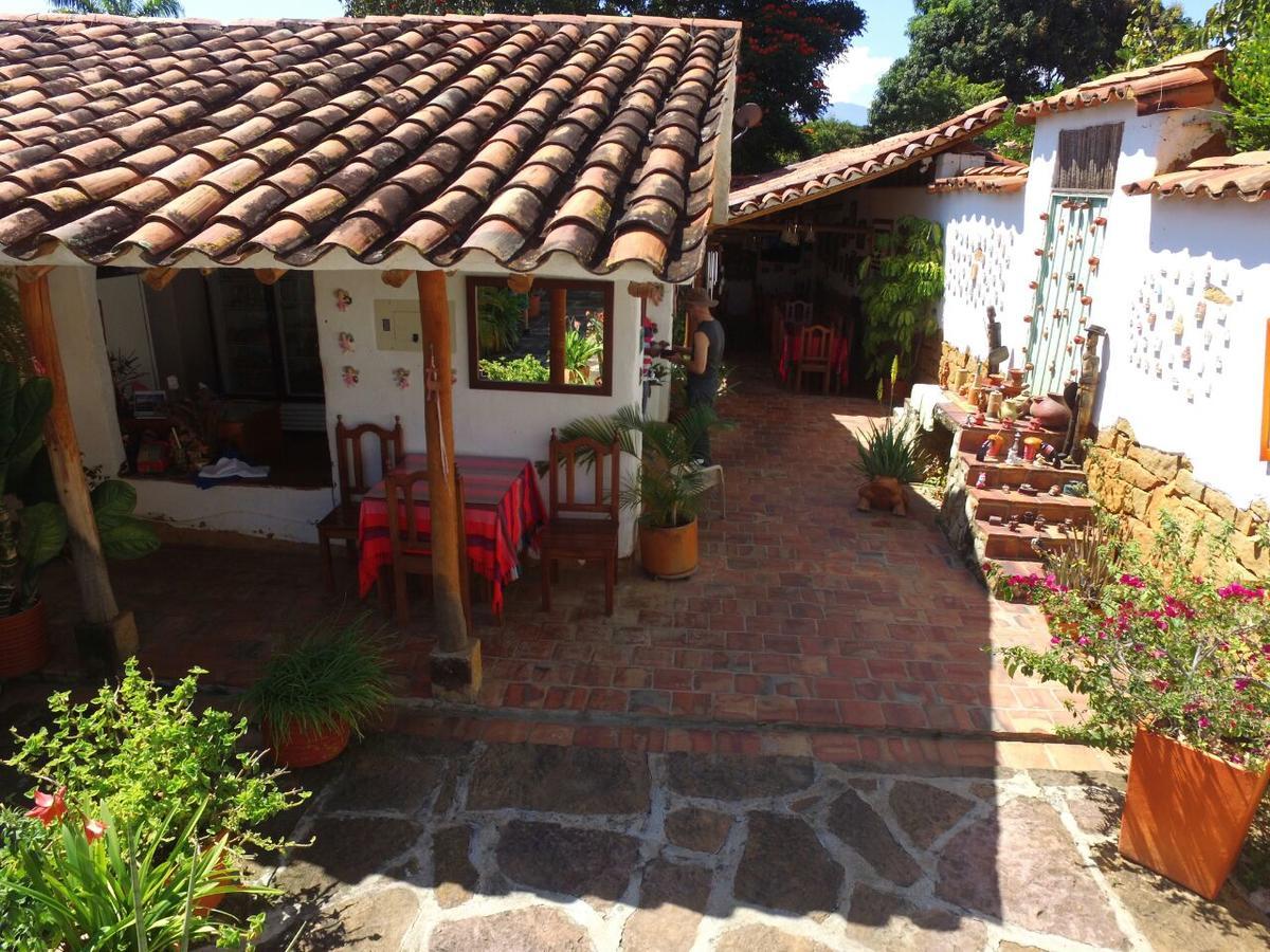 Hostal La Casona Barichara Santander Cabrera  Экстерьер фото