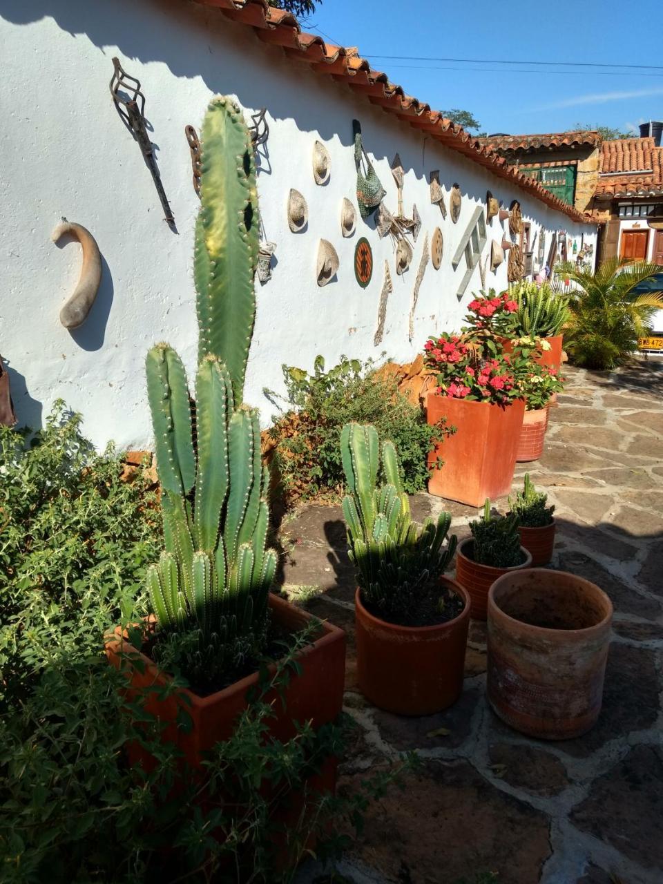 Hostal La Casona Barichara Santander Cabrera  Экстерьер фото