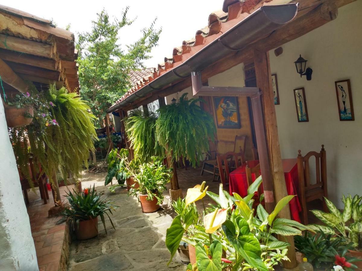 Hostal La Casona Barichara Santander Cabrera  Экстерьер фото