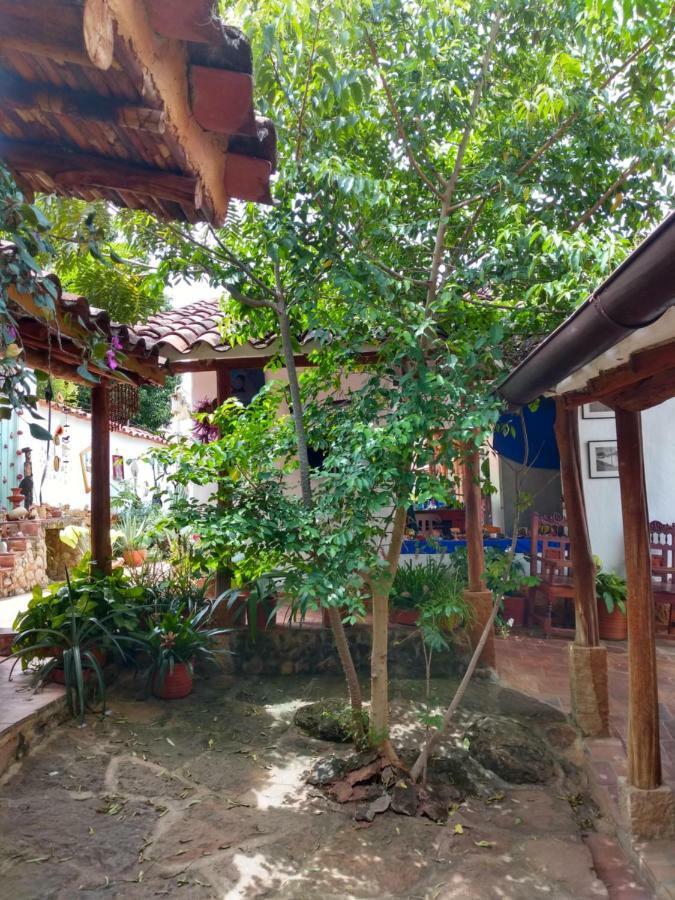 Hostal La Casona Barichara Santander Cabrera  Экстерьер фото