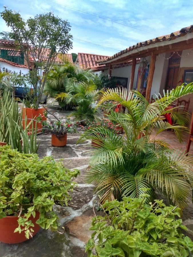 Hostal La Casona Barichara Santander Cabrera  Экстерьер фото